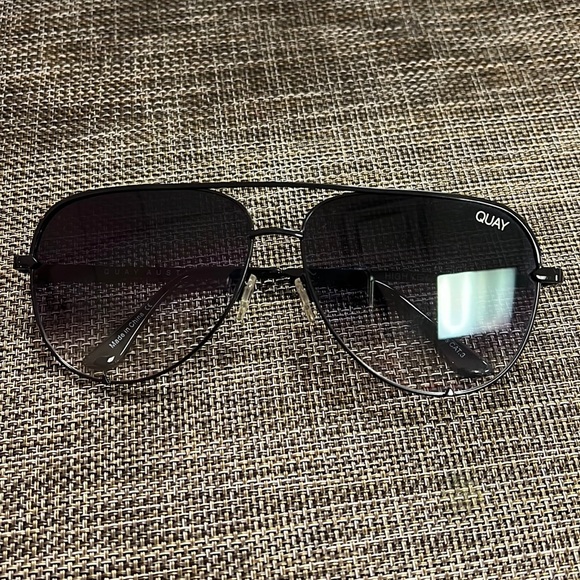Quay Australia Accessories - Quay Australia High Key Sunglasses